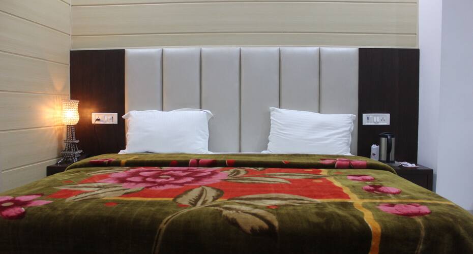 Hotel Emm Jay, Jalandhar 4